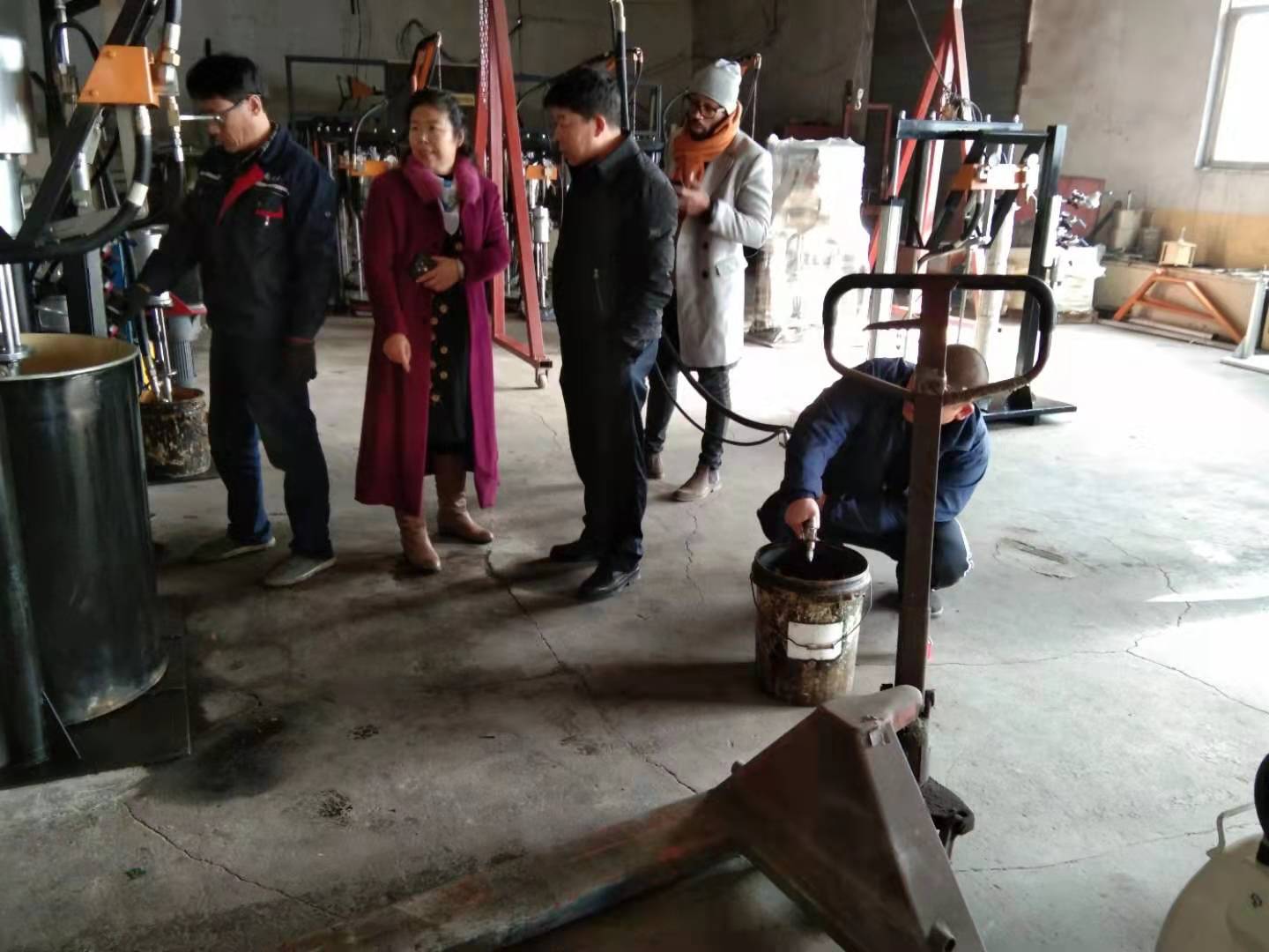 友人前來公司洽談業(yè)務！